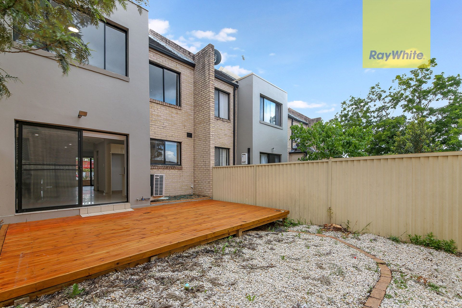 UNIT 4 1-3 PEGLER AV, SOUTH GRANVILLE NSW 2142, 0房, 0浴, Townhouse