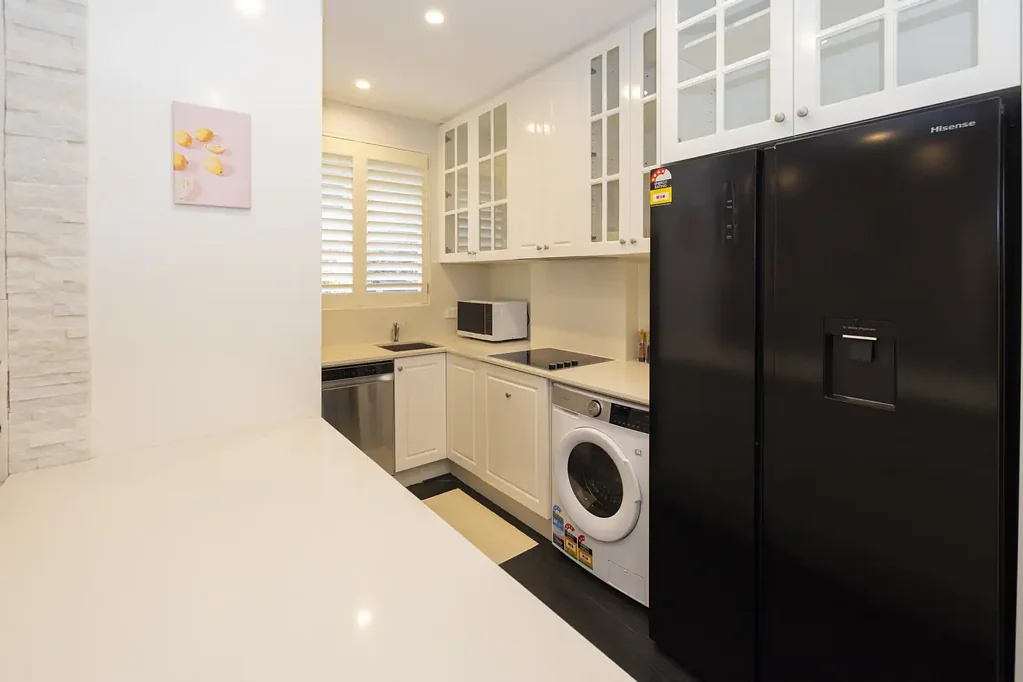 Stylish 2-Bedroom Apartment in Prime Mosman | Fully Furnished Option with Double Shower