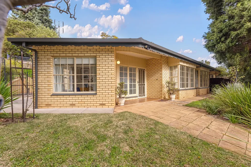 2 Boucaut Street, Glen Osmond, SA 5064