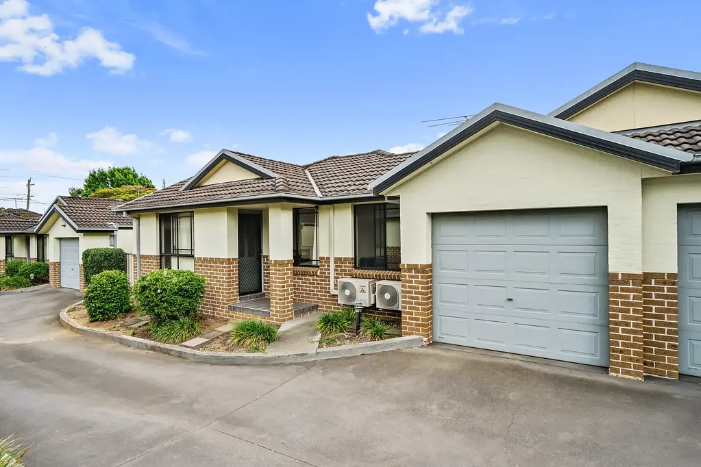 3/31-32 Hobart Street, Oxley Park, NSW 2760