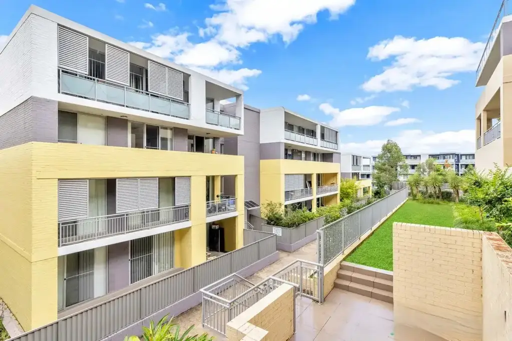 DEPOSIT TAKEN   Modern 2 bedroom apartment