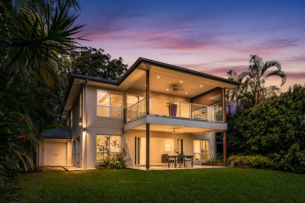Palmwoods 6部屋 A Rare Find - Expansive Living + Granny Flat in the Heart of Palmwoods