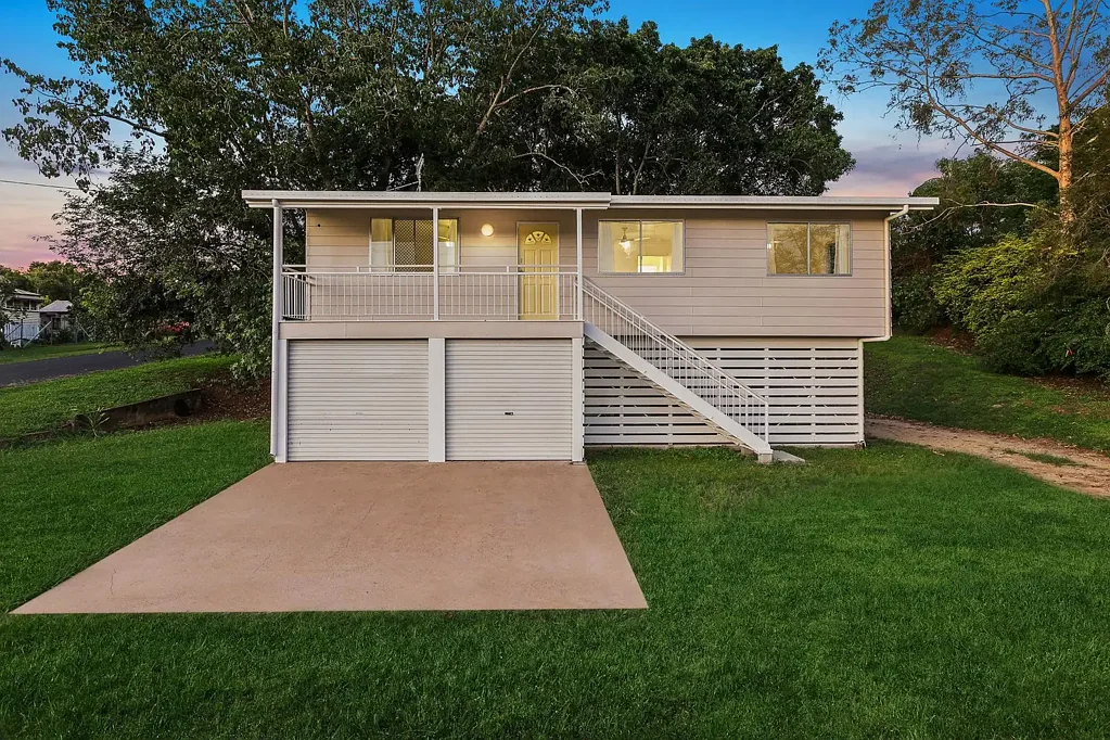 Mount Morgan 3房  Plenty of space. Lots of potential.