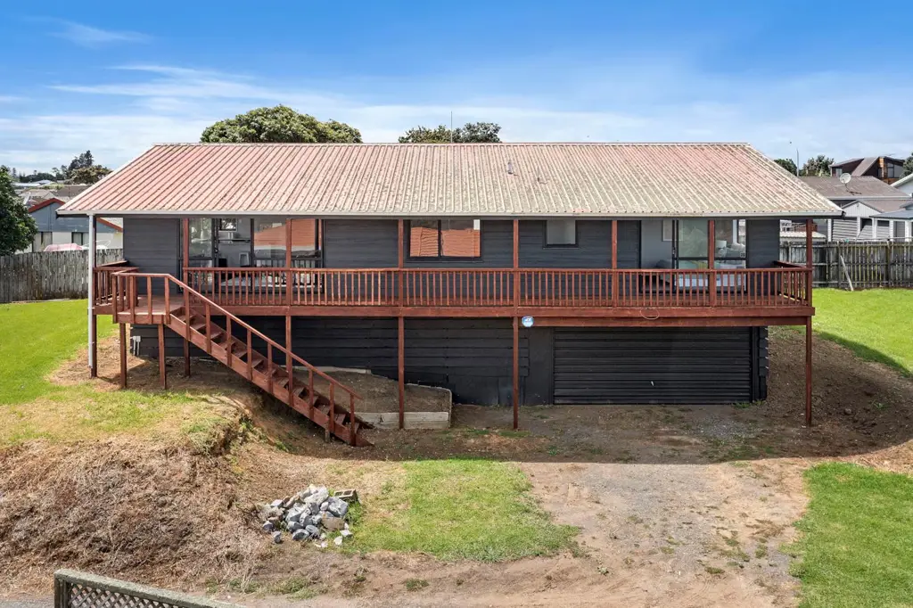 Clendon Park 3房  NO PLAN B! SELLING AFTER 22 YEARS!