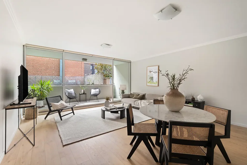 Waterloo 2 Bedroom Low-maintenance living in vibrant setting on the city fringe