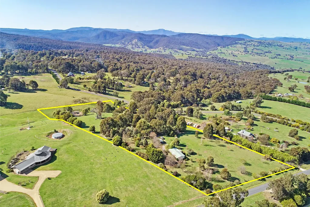 Barwite 3房  "Kookaburra Cottage" - Scenic Acreage Living with Endless Potential