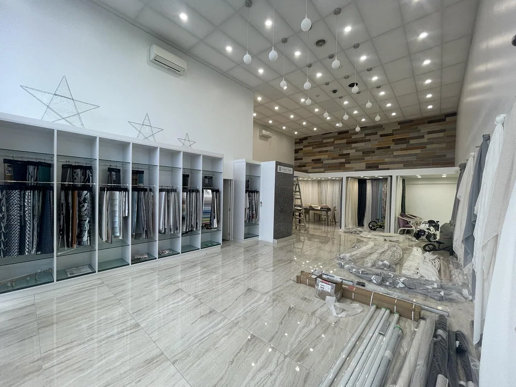 Albany Industrial/retail opportunity in Albany