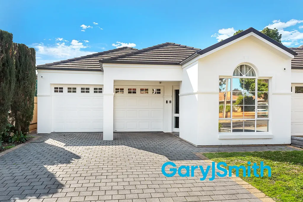 Modern Family Living in a Well-Connected Location