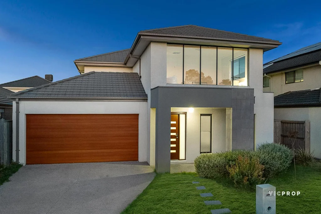 43 Stoneleigh Circuit, Williams Landing, VIC 3027