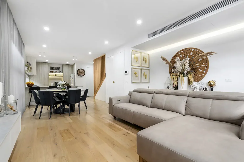 Reservoir 3कमरा EOI Ending Fri 4 Sep 5pm|Modern Comfort in the Heart of Reservoir