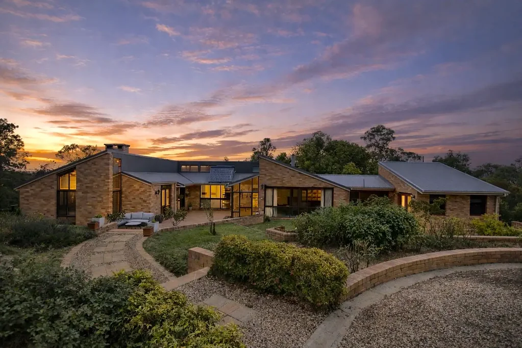 109 Orchard View Road, Armidale, NSW 2350