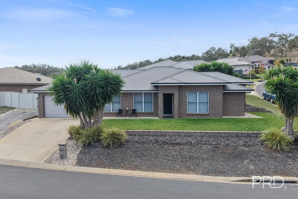 Tamworth 8 Slaapkamer Modern Family Living & Smart Investment Opportunity - Ideal for Dual Families or SMSF Buyers!