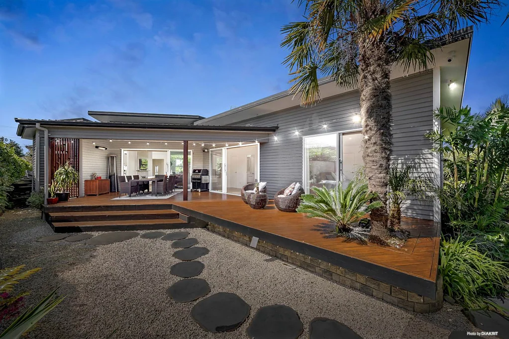 Mount Wellington 3房  Architectural Home – Walters Road, Mt Wellington