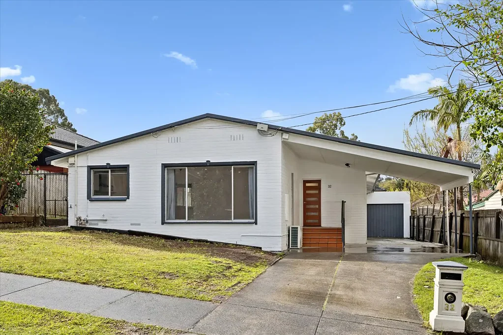 Fully Renovated Family Home with Multiple Living Areas