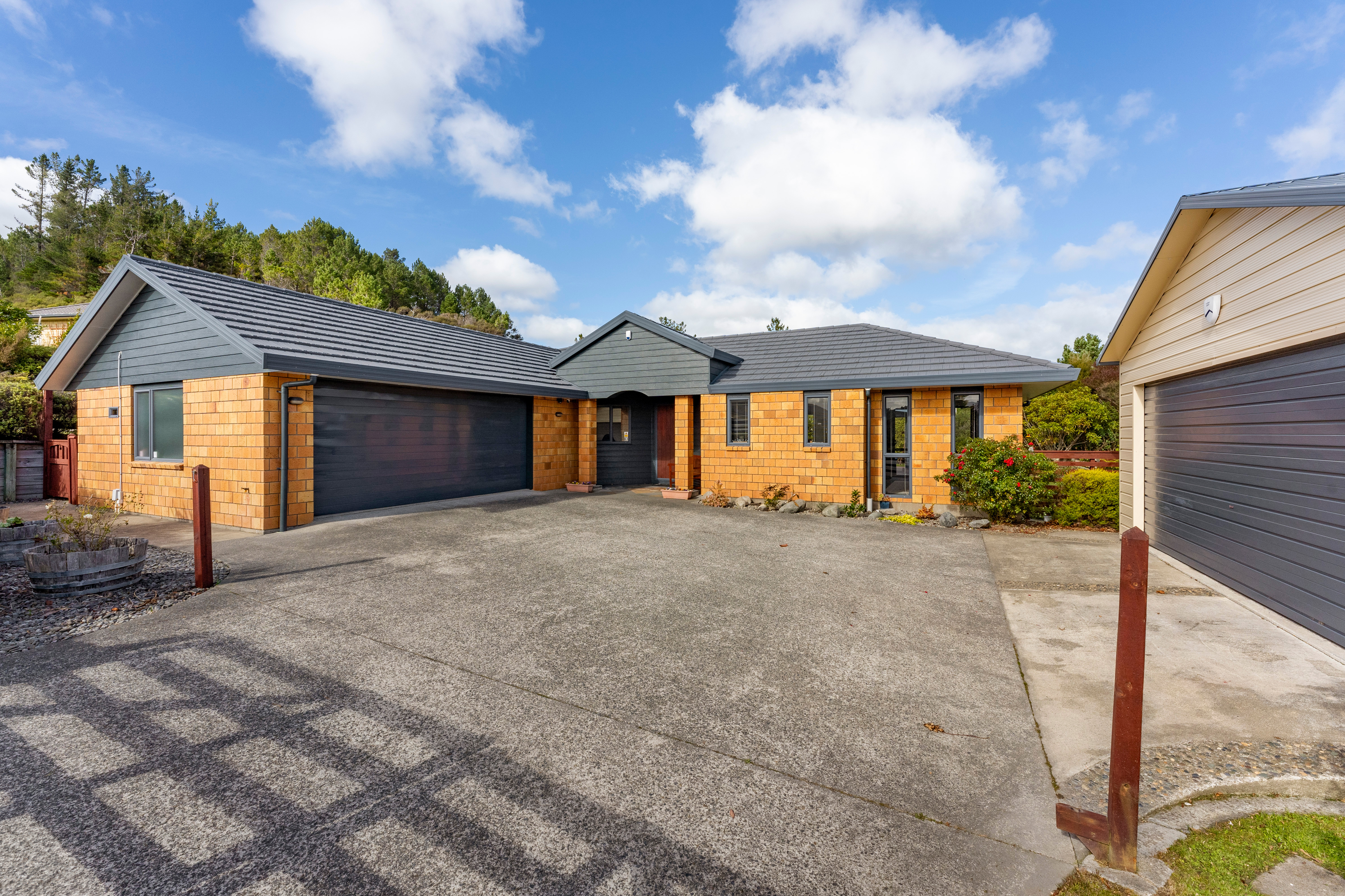 30 Mount Marua Drive, Timberlea, Upper Hutt, 4 phòng ngủ, 0 phòng tắm, House