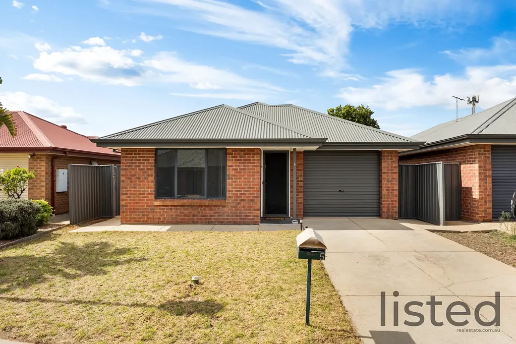 5 Dylan Court, Smithfield, SA 5114