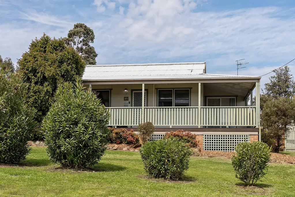 Mudgee 2房  LOW-MAINTENANCE, ELEVATED & CONVENIENT
