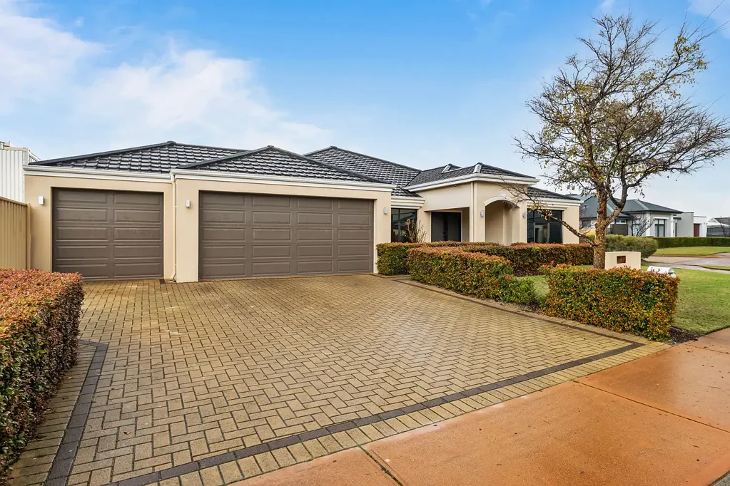 Southern River 4 Bedroom YOUR DREAM HOME THIS WAY