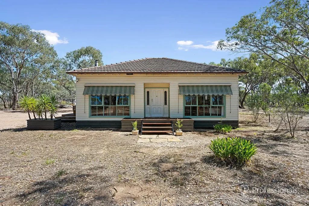 27 Carisbrook-Havelock Road, Carisbrook, VIC 3464