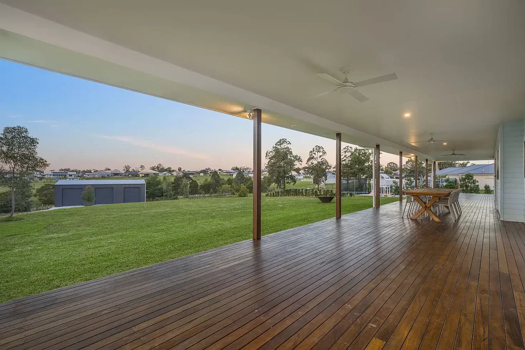 Beechwood 5房  A Beautiful Expression of Luxury Country Living