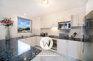 Address Withheld, Rozelle, NSW 2039, 3 phòng ngủ, 2 phòng tắm, Apartment