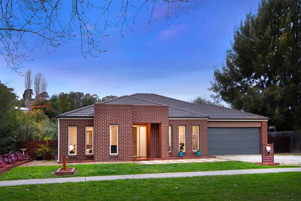 Campbells Creek 4ਬੈੱਡਰੂਮ Spacious, stylish & family-focused on quarter acre (1007m2).