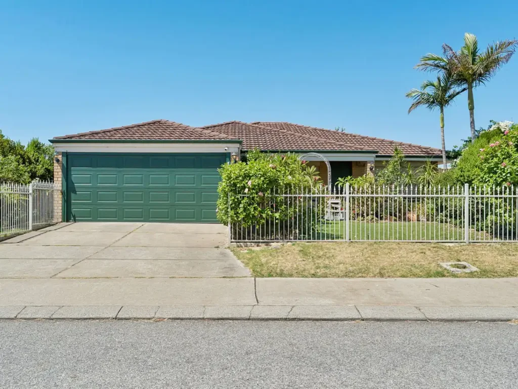 32 Powderbark Bypass, Kenwick, WA 6107