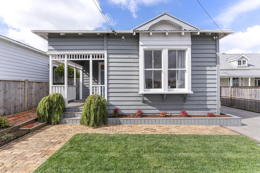 Onehunga 2कमरा FREEHOLD CHARACTER & SUNNY BACKYARD LIVING!