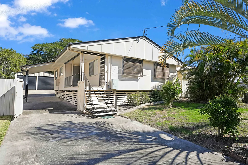 35 John Dory Drive, Toolooa, QLD 4680