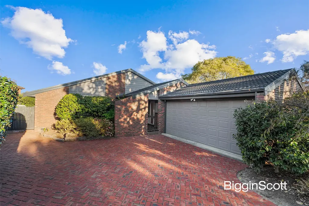 8 Larool Close, Doncaster East, VIC 3109