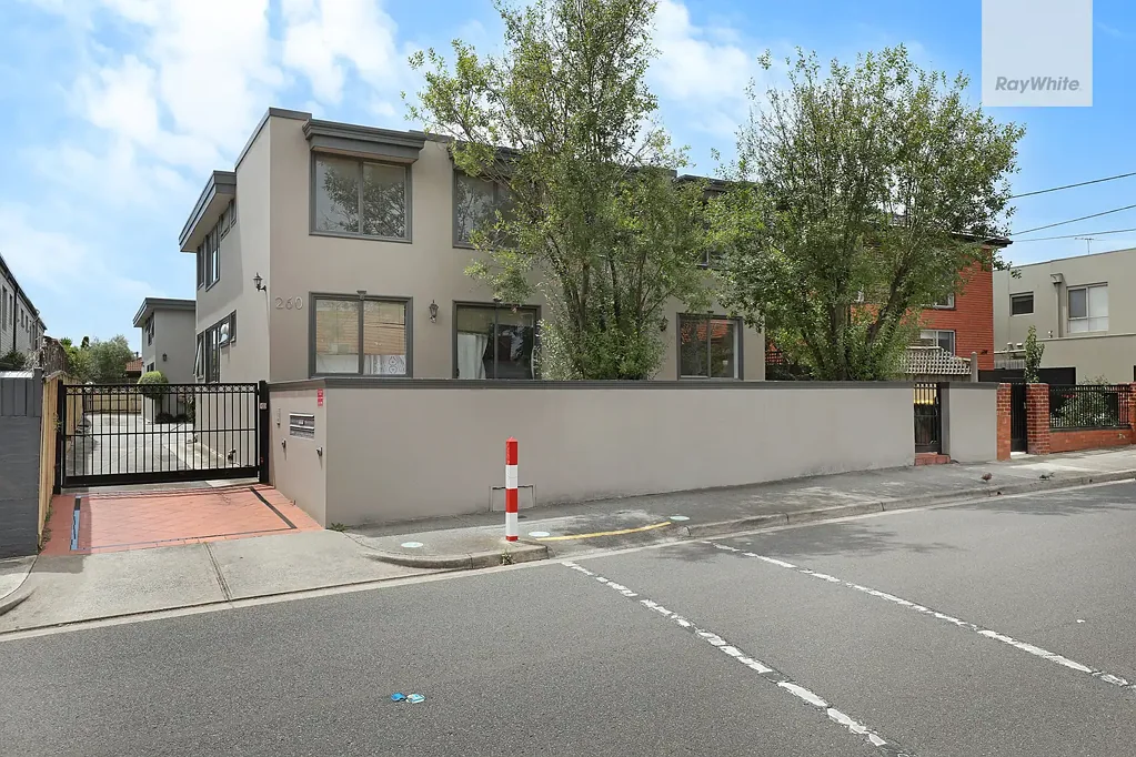 Neat two-bedroom apartment in a fantastic location