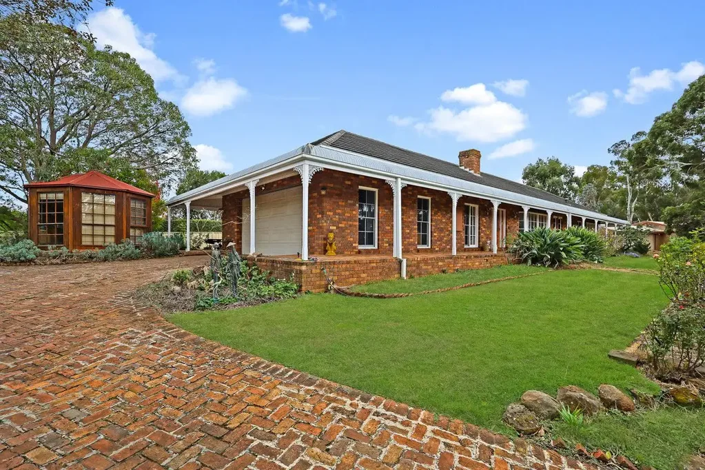 7 Grosvenor Place, Hamilton, VIC 3300