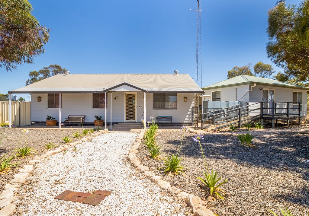 3 Lukeman St, Kadina, SA 5554
