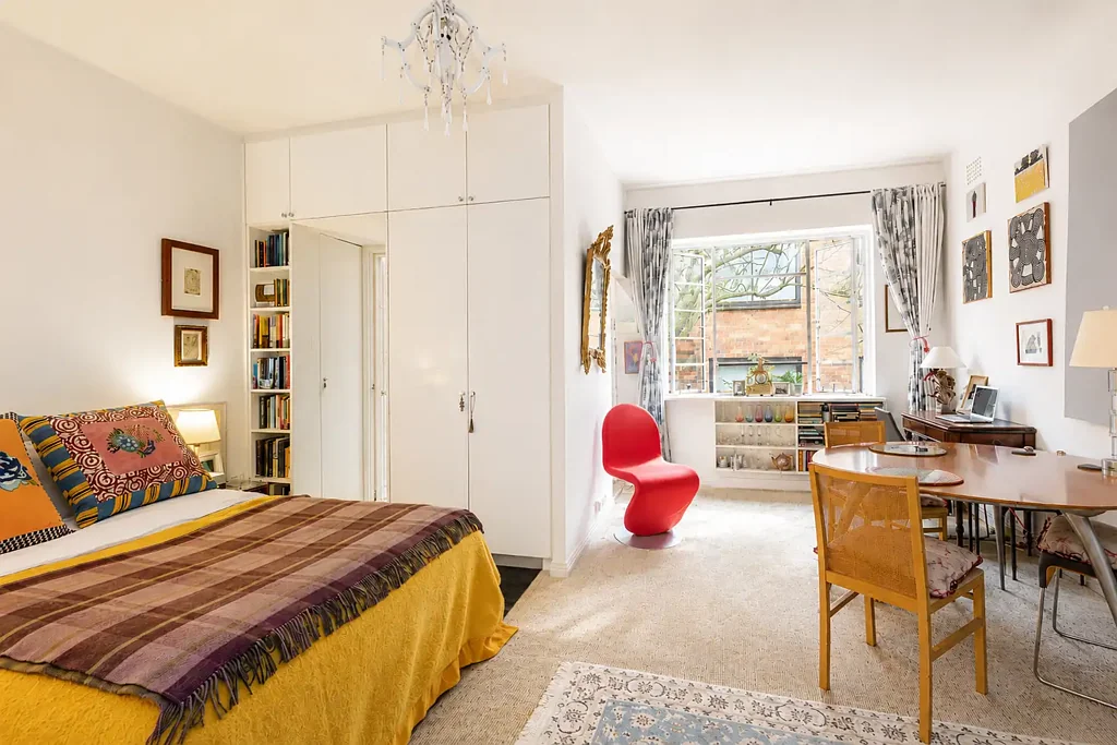 Potts Point Peaceful Studio Living with Iconic Rooftop Views