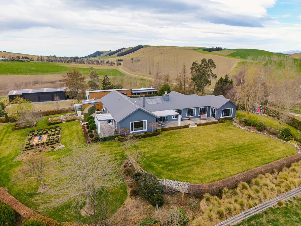 Fairlie  Premium living with exceptional versatility