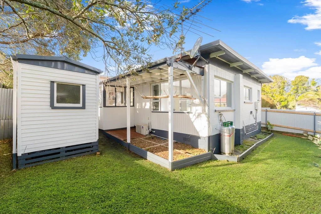 4/304 Great North Road, Henderson, Waitakere City, Auckland