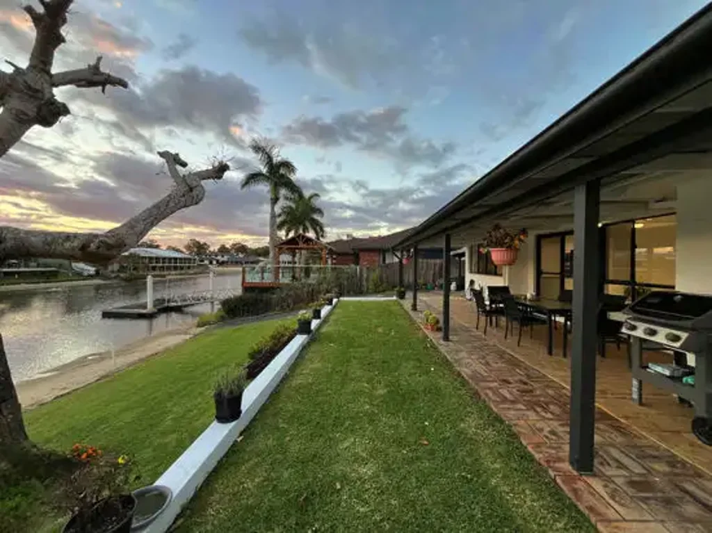 Tweed Heads West 4房  Rare Waterfront Paradise on Cul-de-Sac Sanctuary