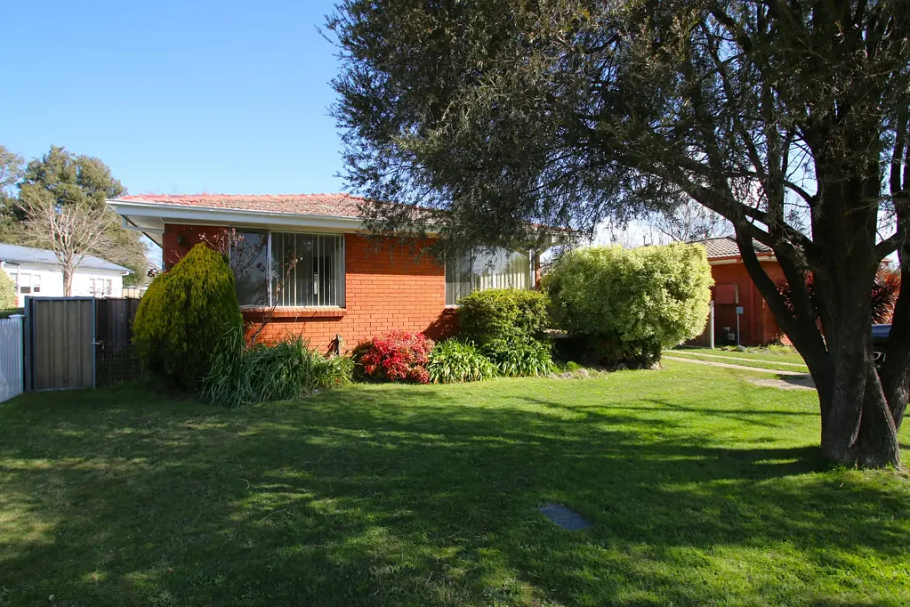 Three-Bedroom Home in Beautiful Location