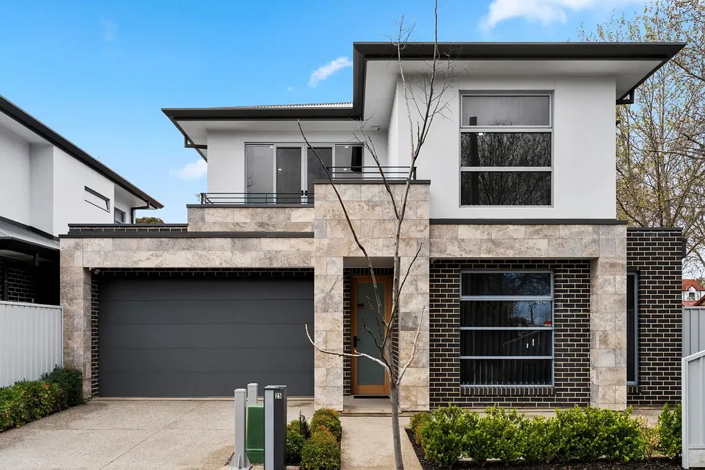 Clarence Park 4બેડરૂમ A Polished Family Haven In A Coveted Inner-South Pocket