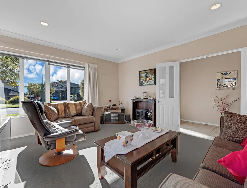 48 Aberdeen Crescent, Wattle Downs, Manukau City, 4 Kuwarto, 2 Banyo, House