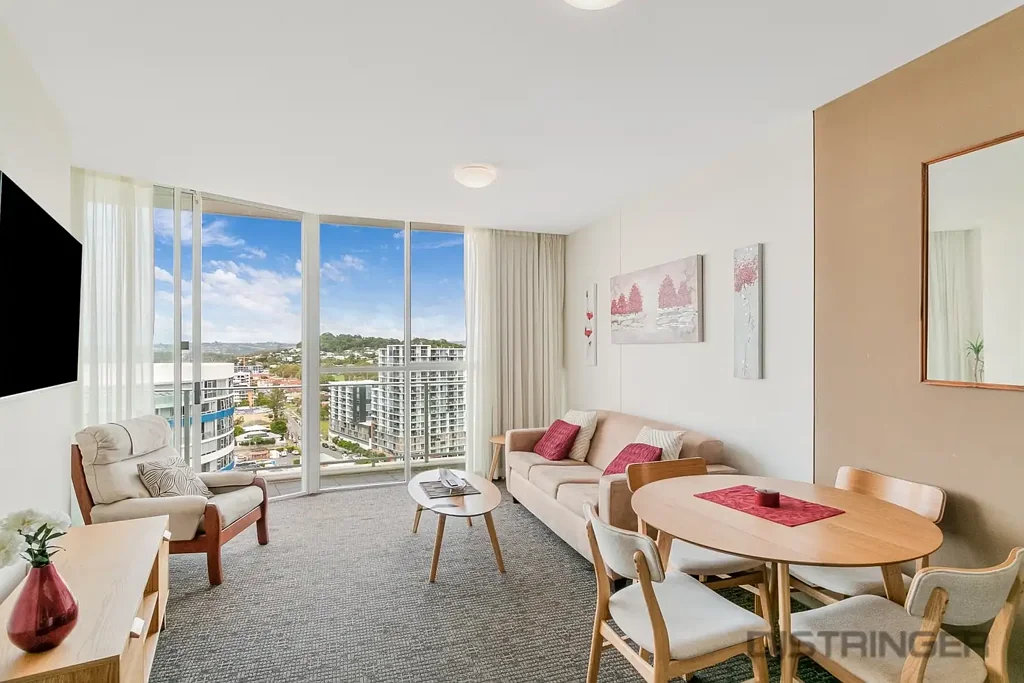 Tweed Heads 1 Bedroom BE CAPTIVATED BY AMAZING VIEWS – Harbour Towers