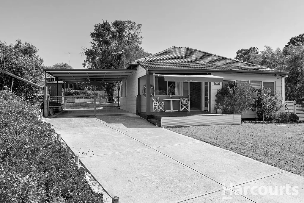 7 Yalgorup  Court, Preston Beach, WA 6215