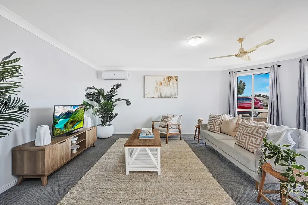 Thabeban 4 Slaapkamer BEAUTIFULLY REFRESHED AND MOVE IN READY