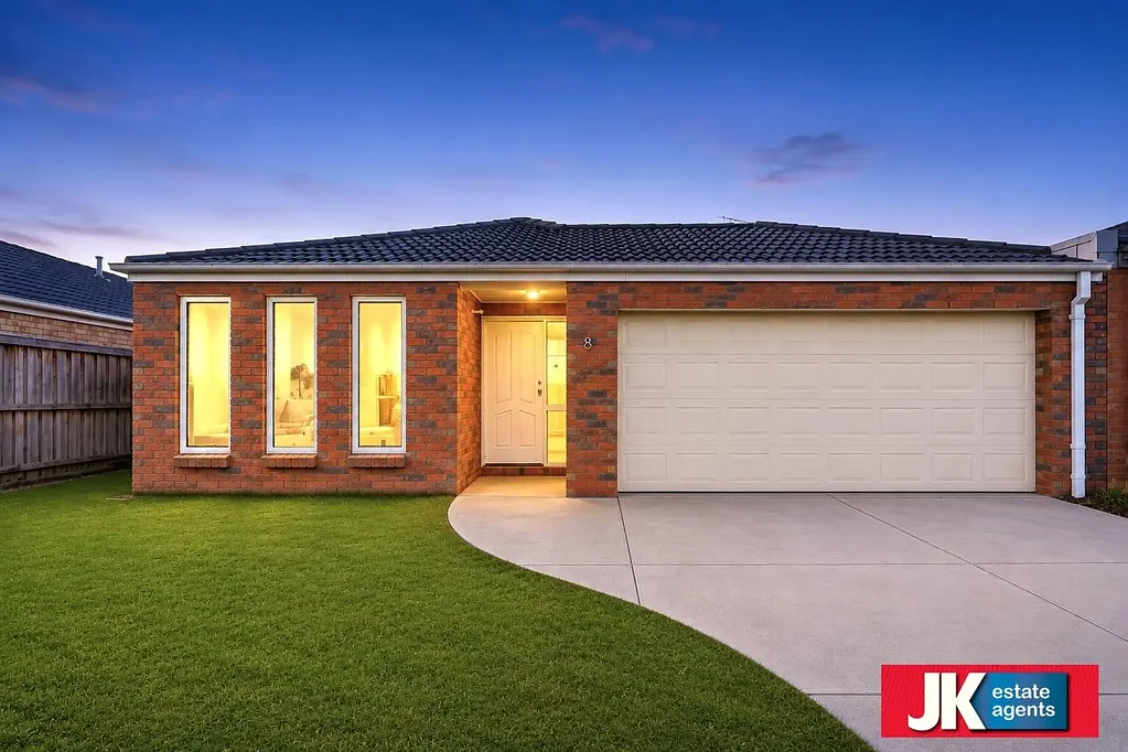 Tarneit 4chambre Spacious & Well-Maintained Family Home in the Heart of Tarneit