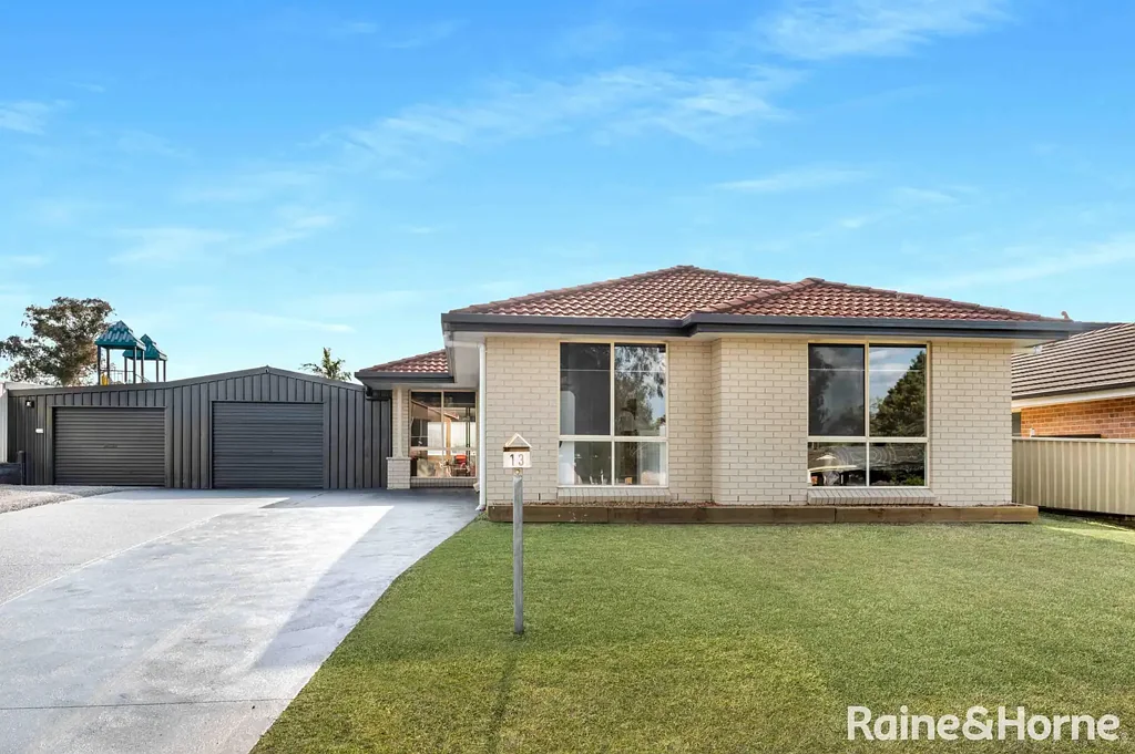 13 Peppermint Drive, Worrigee, NSW 2540