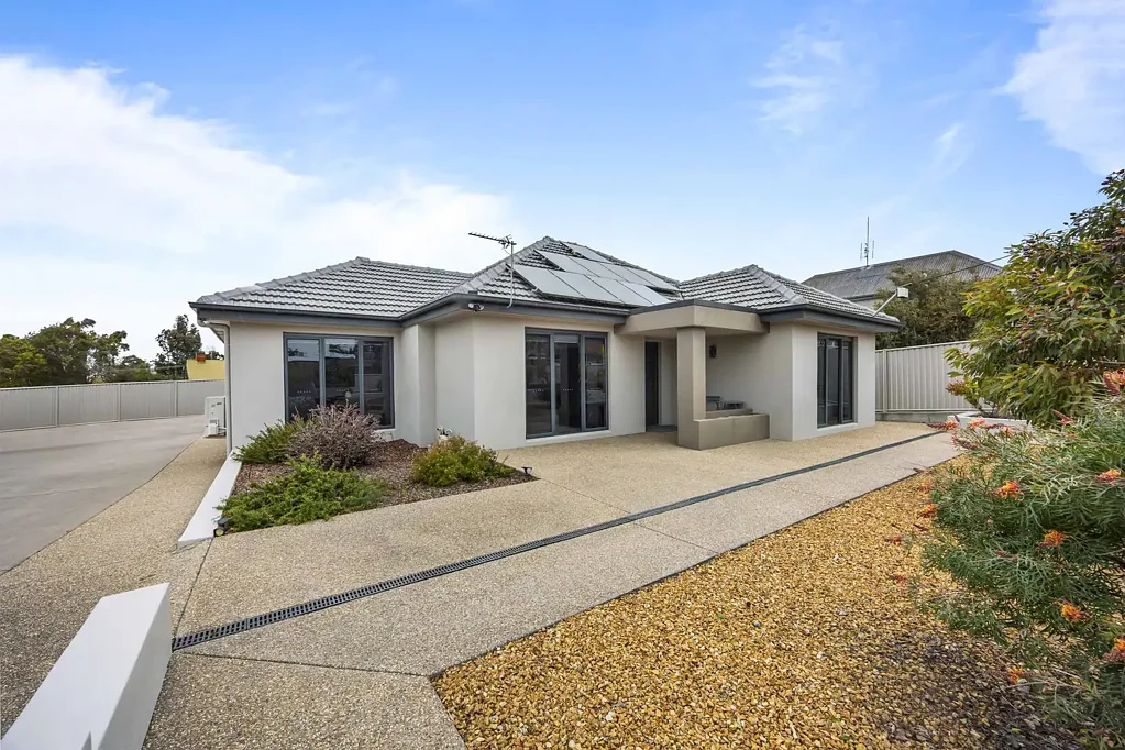 38 Barkly Street, Ararat, VIC 3377