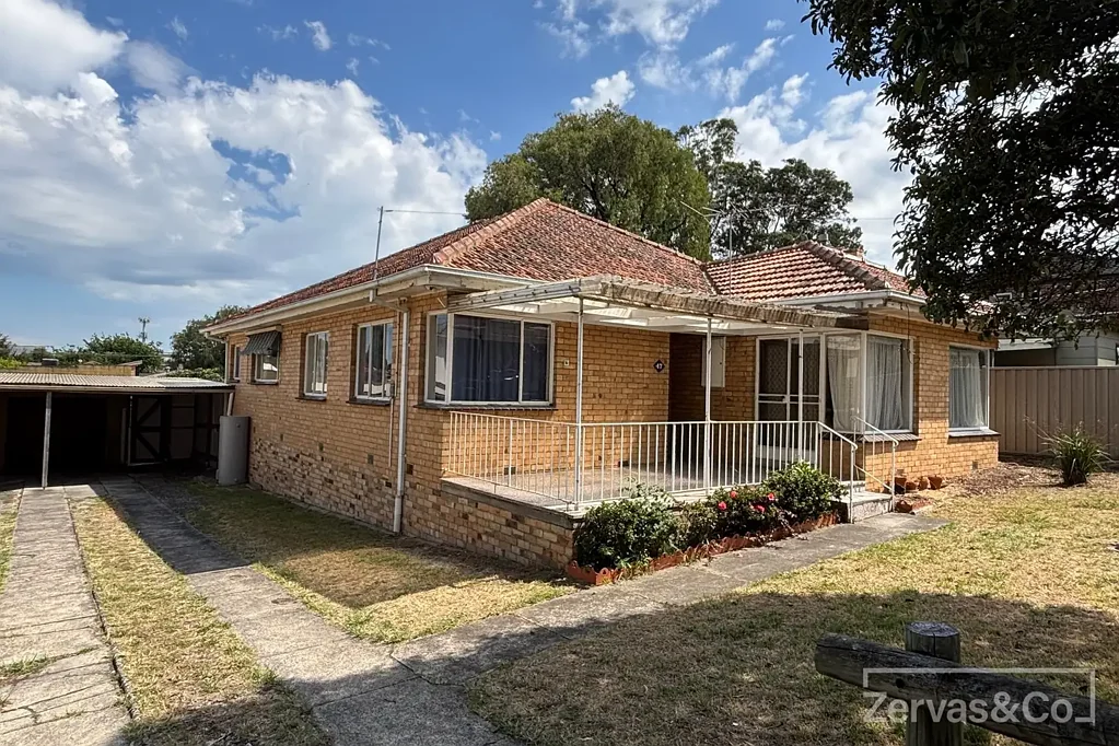 Family Home Near Clarinda Schools