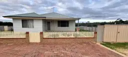 43 Parrotbush  Road, Nilgen