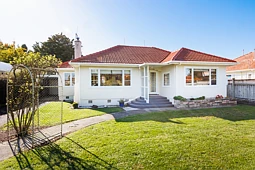 6 Freyberg Street, Roslyn