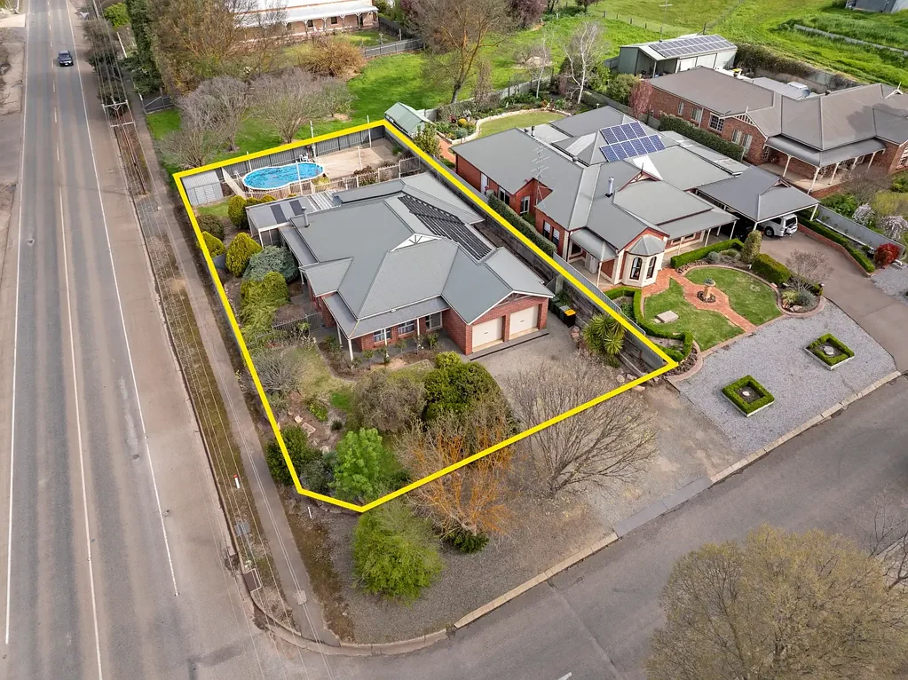 2a Stanley Place, Clare, SA 5453